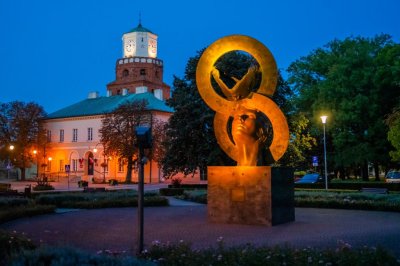 Materiał dotyczący inwestycji i środków w powiecie wieluńskim. Fotografia: UMWŁ.