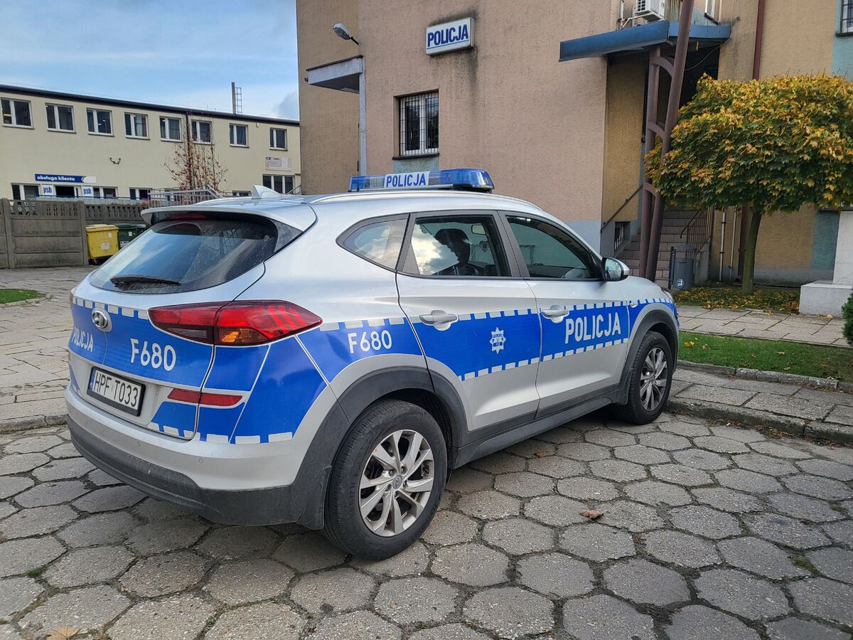 Policja w Wieluniu – interwencja wobec nietrzeźwego kierującego hulajnogą