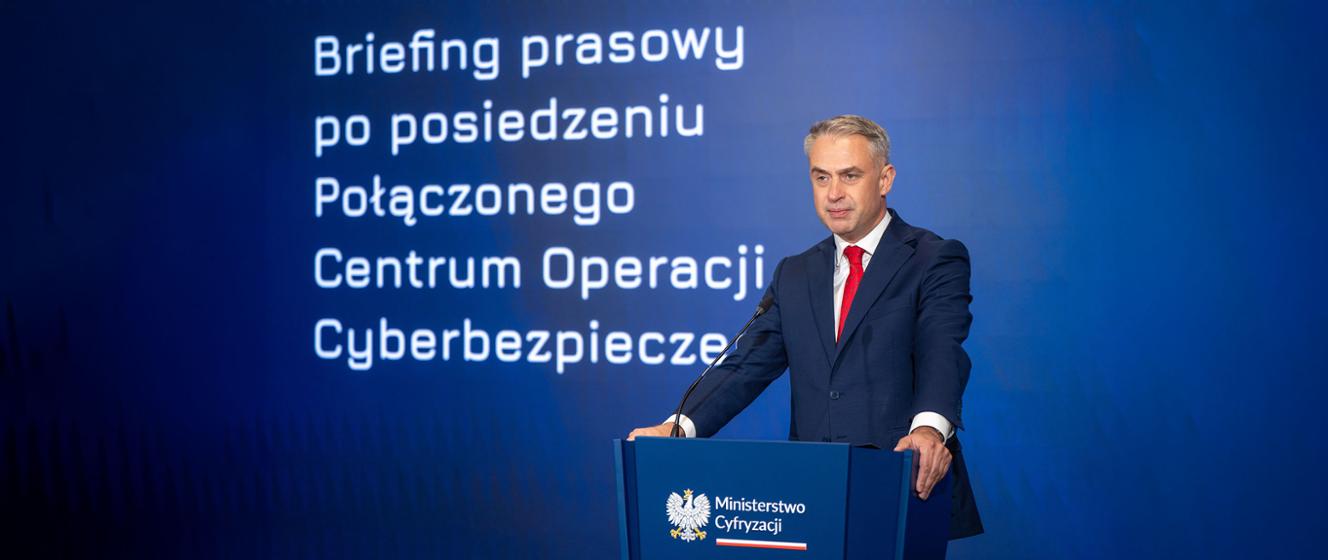 Grafika Ministerstwa Cyfryzacji dotycząca cyberbezpieczeństwa.