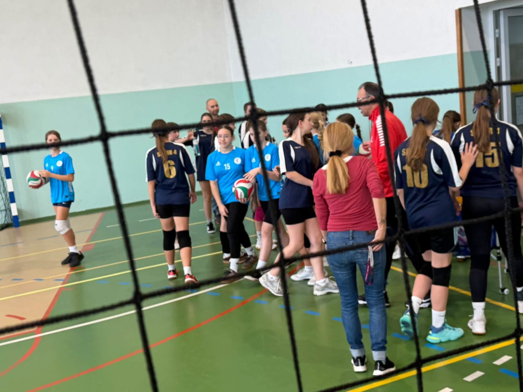 Mistrzostwa Gminy Wieluń w piłce siatkowej dziewcząt IMS 2026/2027, reprezentacja Szkoły Podstawowej w Rudzie. Fotografia 10. Źródło: SP w Rudzie.