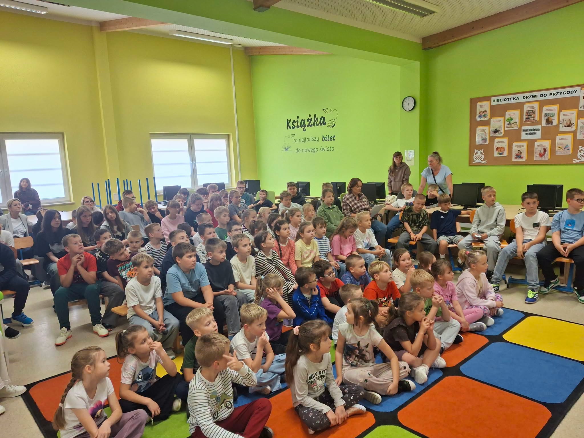 „Zgoda buduje, przemoc rujnuje”. Ważny apel w szkole w Białej — zdjęcie 1.
