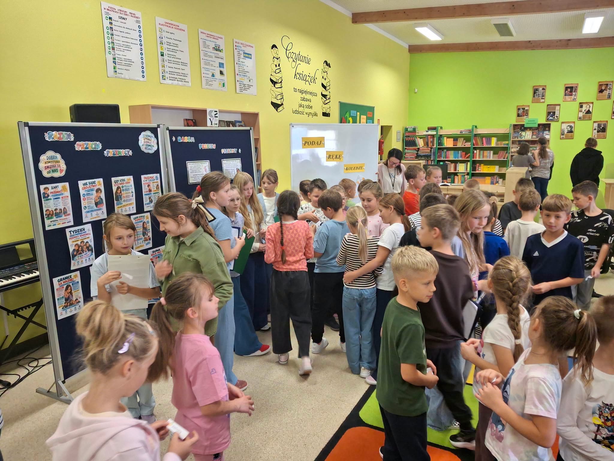 „Zgoda buduje, przemoc rujnuje”. Ważny apel w szkole w Białej — zdjęcie 4.