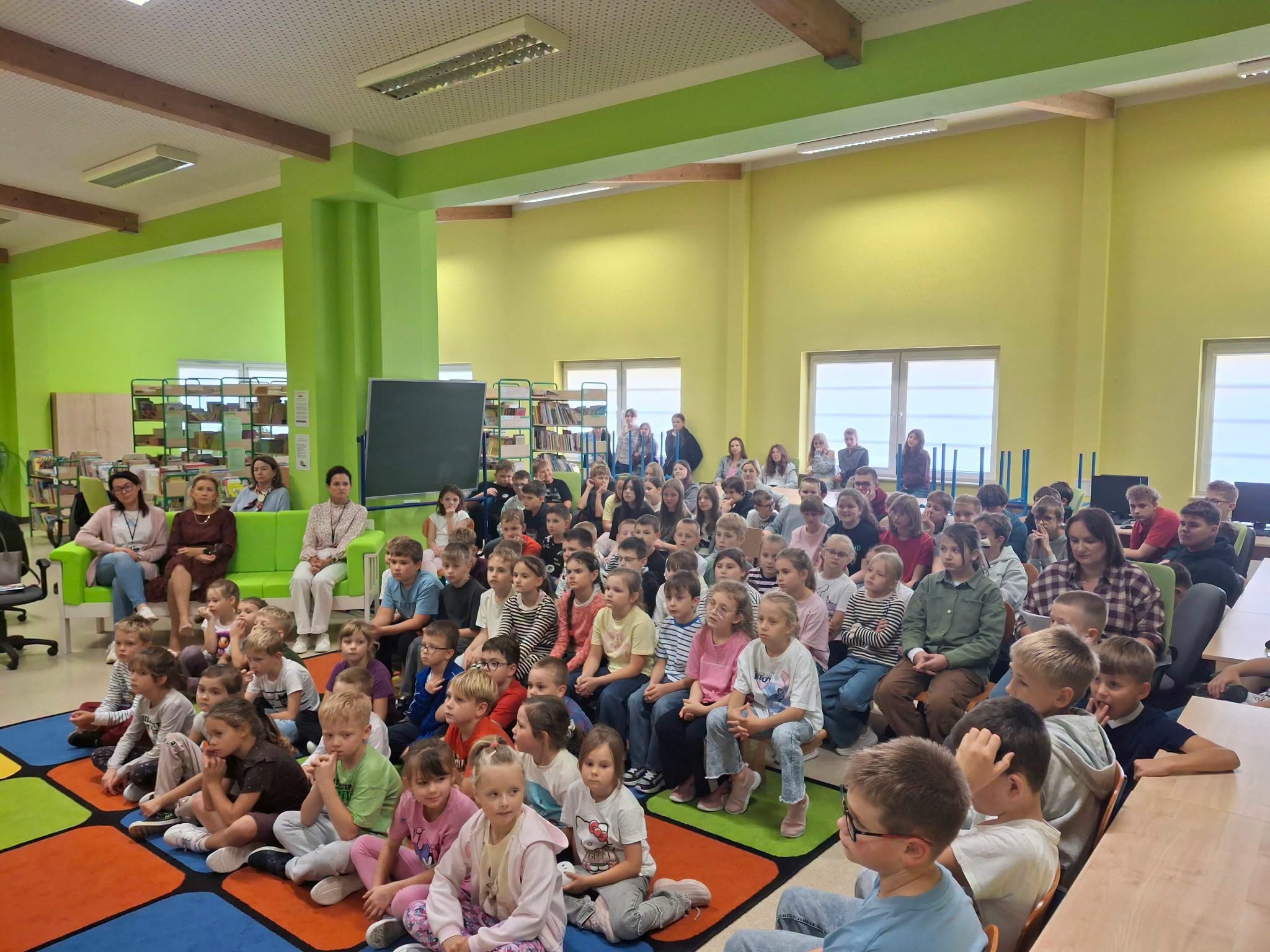 „Zgoda buduje, przemoc rujnuje”. Ważny apel w szkole w Białej — zdjęcie 5.