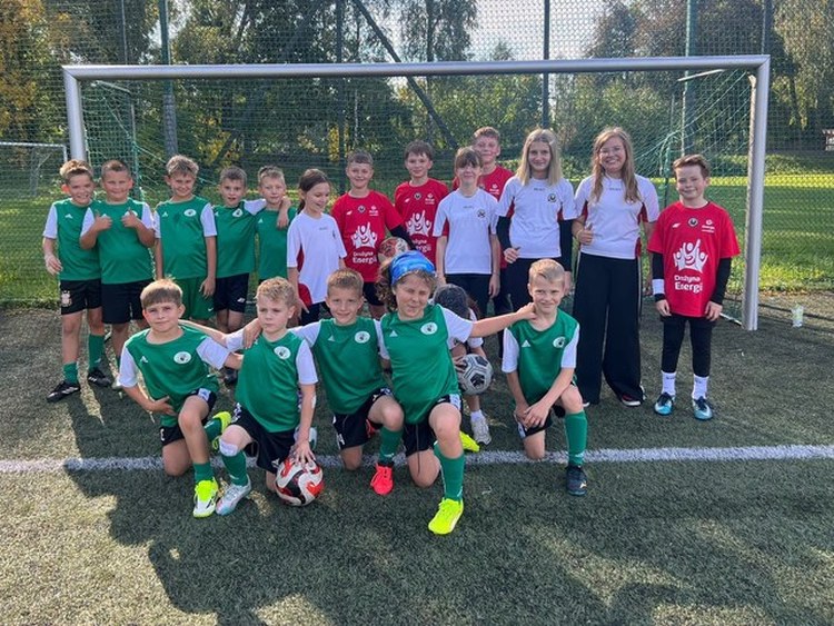 Trzy drużyny SP Bieniądzice zagrają w wojewódzkim finale Copa Kabanos — zdjęcie 1.