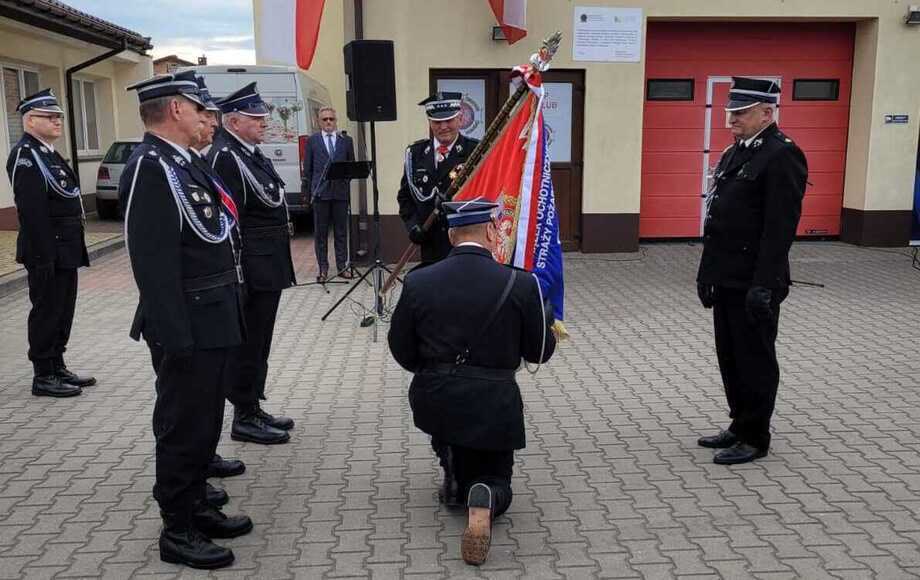 Zmiana w ZMG OSP Gminy Wieluń. Sebastian Jasiński przejął funkcję komendanta — zdjęcie 1.