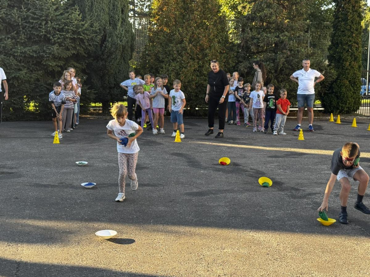 Jesienny piknik w PMDKiS w Wieluniu - zdjecie 23.