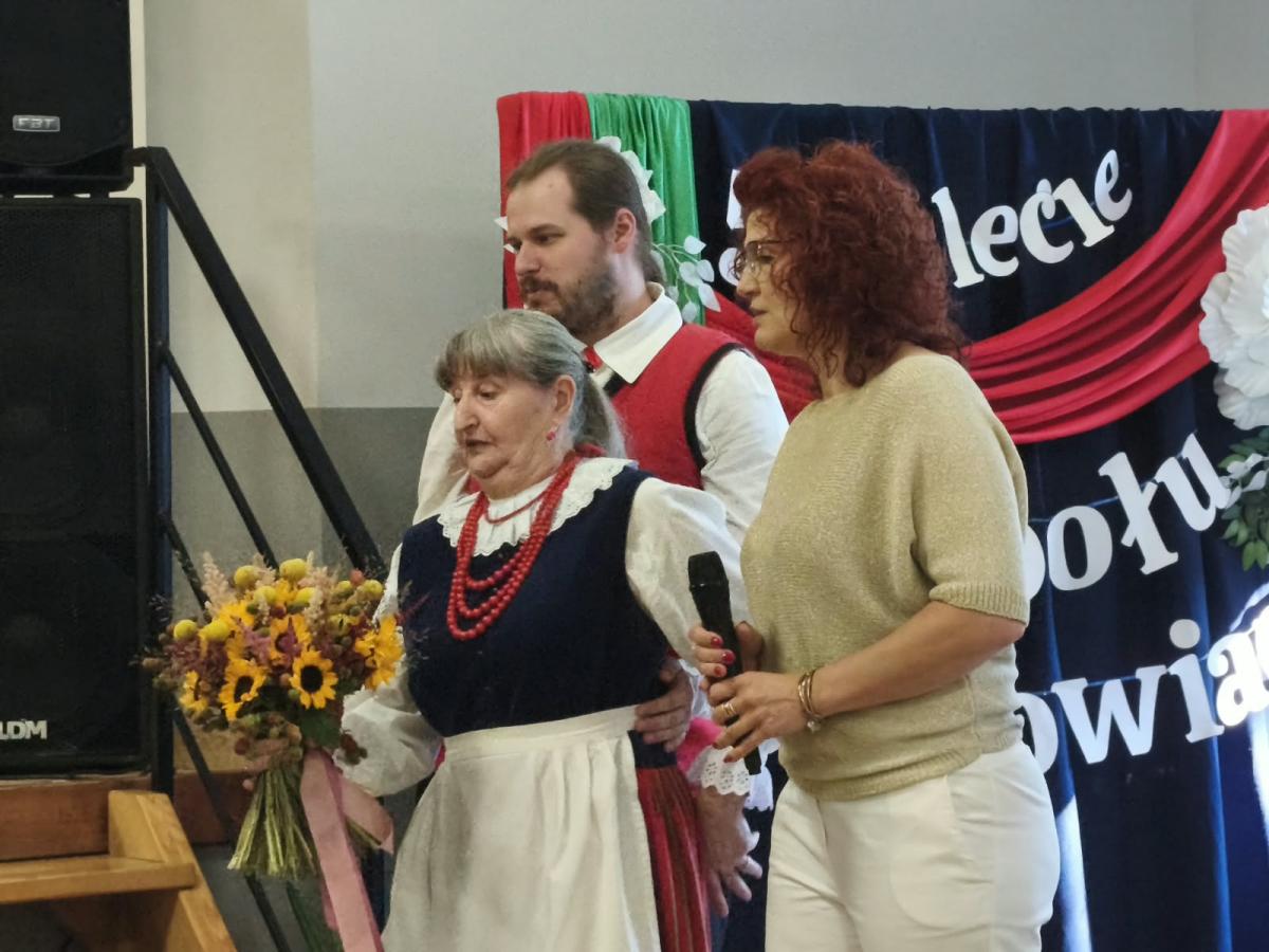 Jubileusz 50-lecia Ludowego Zespołu Śpiewaczego Ostrowiacy - zdjecie 2.