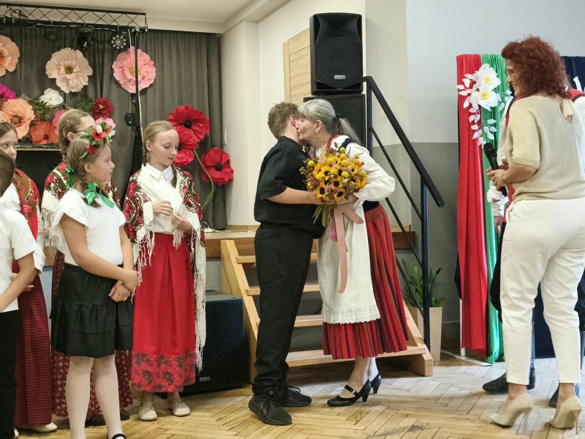 Jubileusz 50-lecia Ludowego Zespołu Śpiewaczego Ostrowiacy - zdjecie 6.