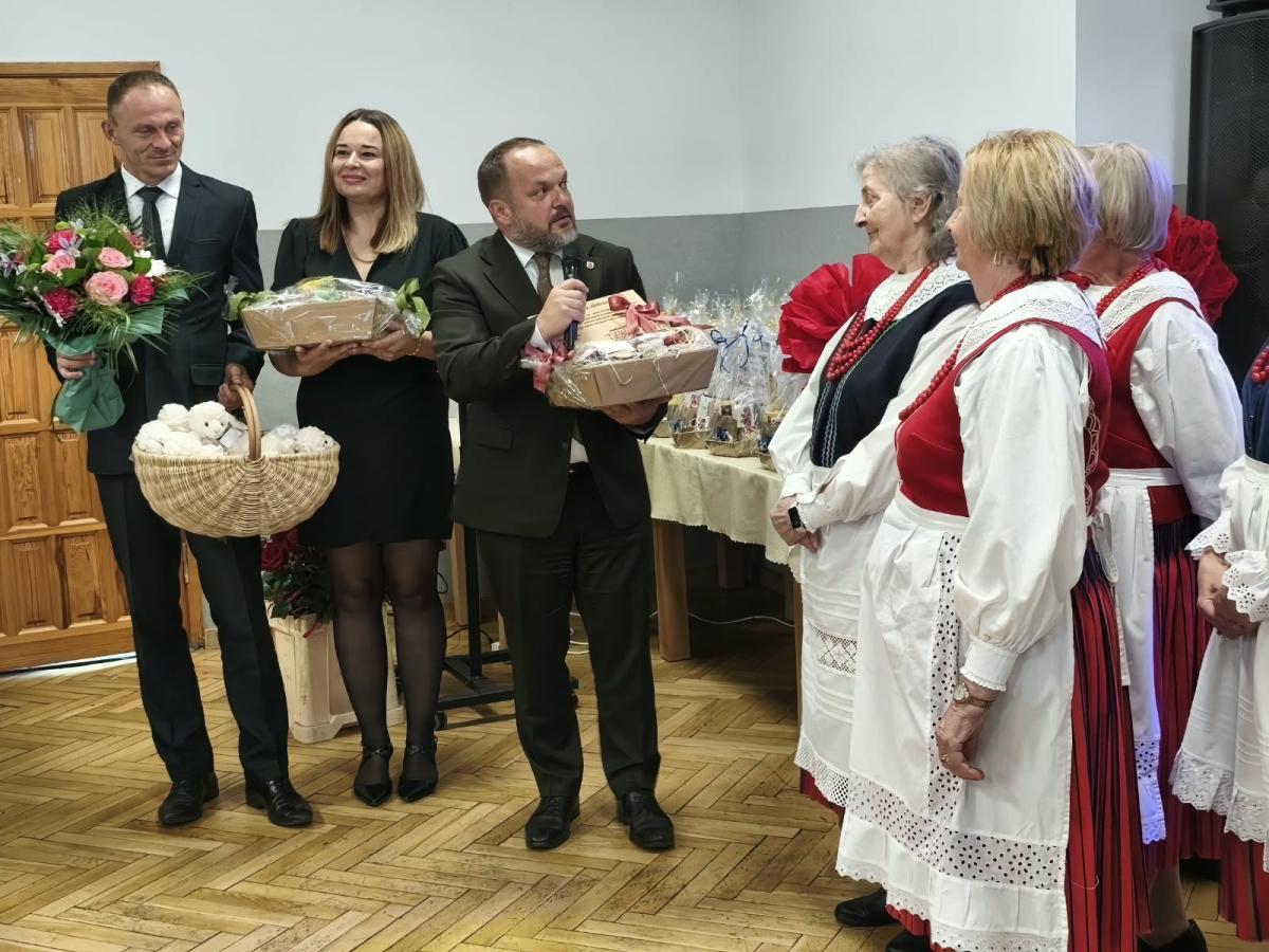 Jubileusz 50-lecia Ludowego Zespołu Śpiewaczego Ostrowiacy - zdjecie 34.