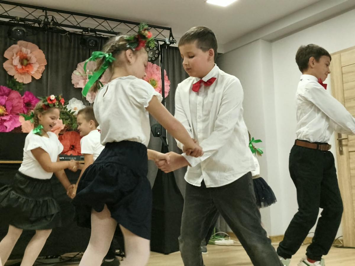 Jubileusz 50-lecia Ludowego Zespołu Śpiewaczego Ostrowiacy - zdjecie 37.