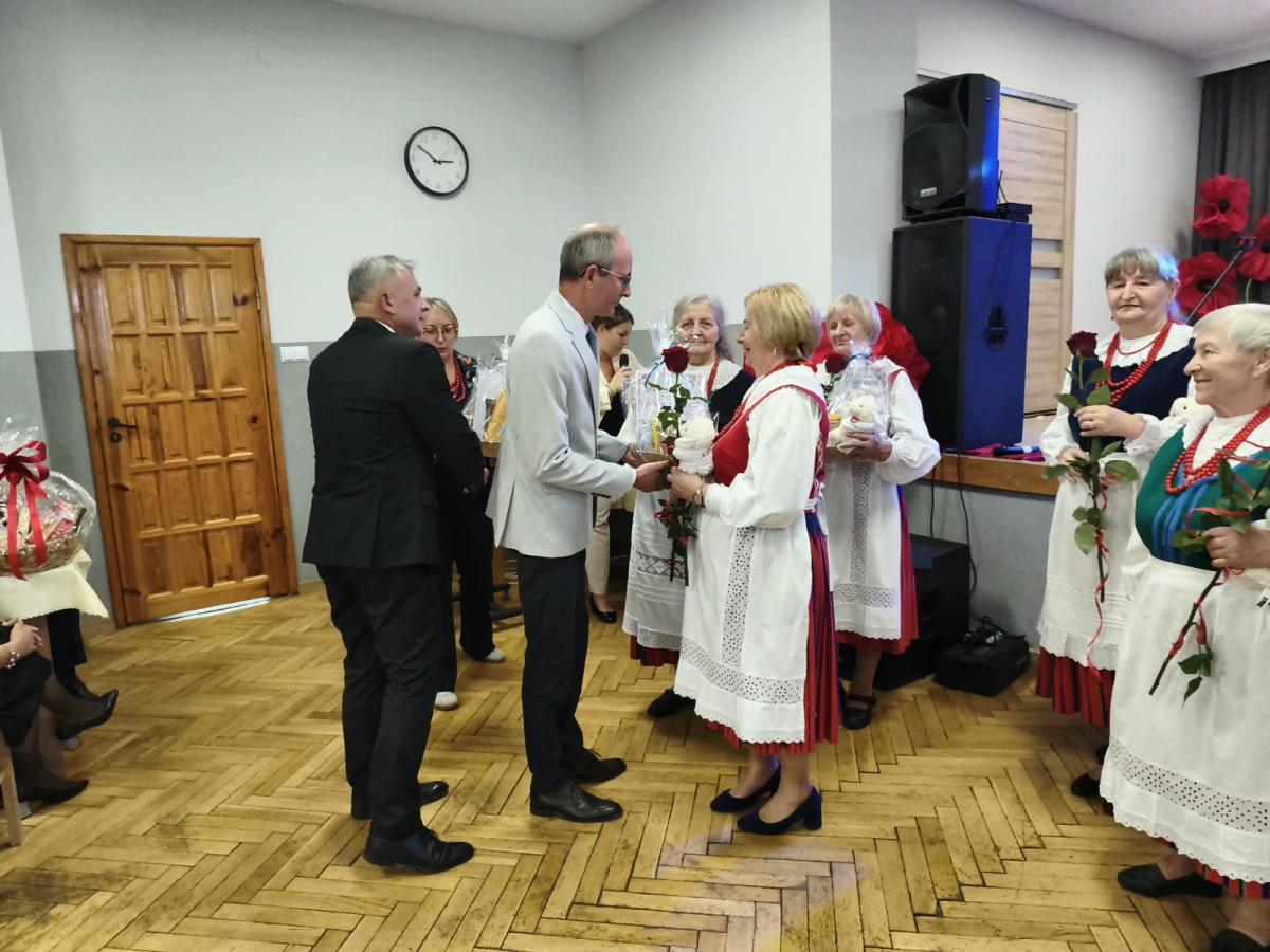 Jubileusz 50-lecia Ludowego Zespołu Śpiewaczego Ostrowiacy - zdjecie 68.