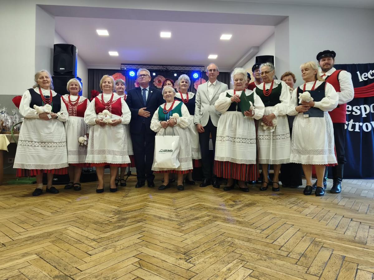 Jubileusz 50-lecia Ludowego Zespołu Śpiewaczego Ostrowiacy - zdjecie 83.