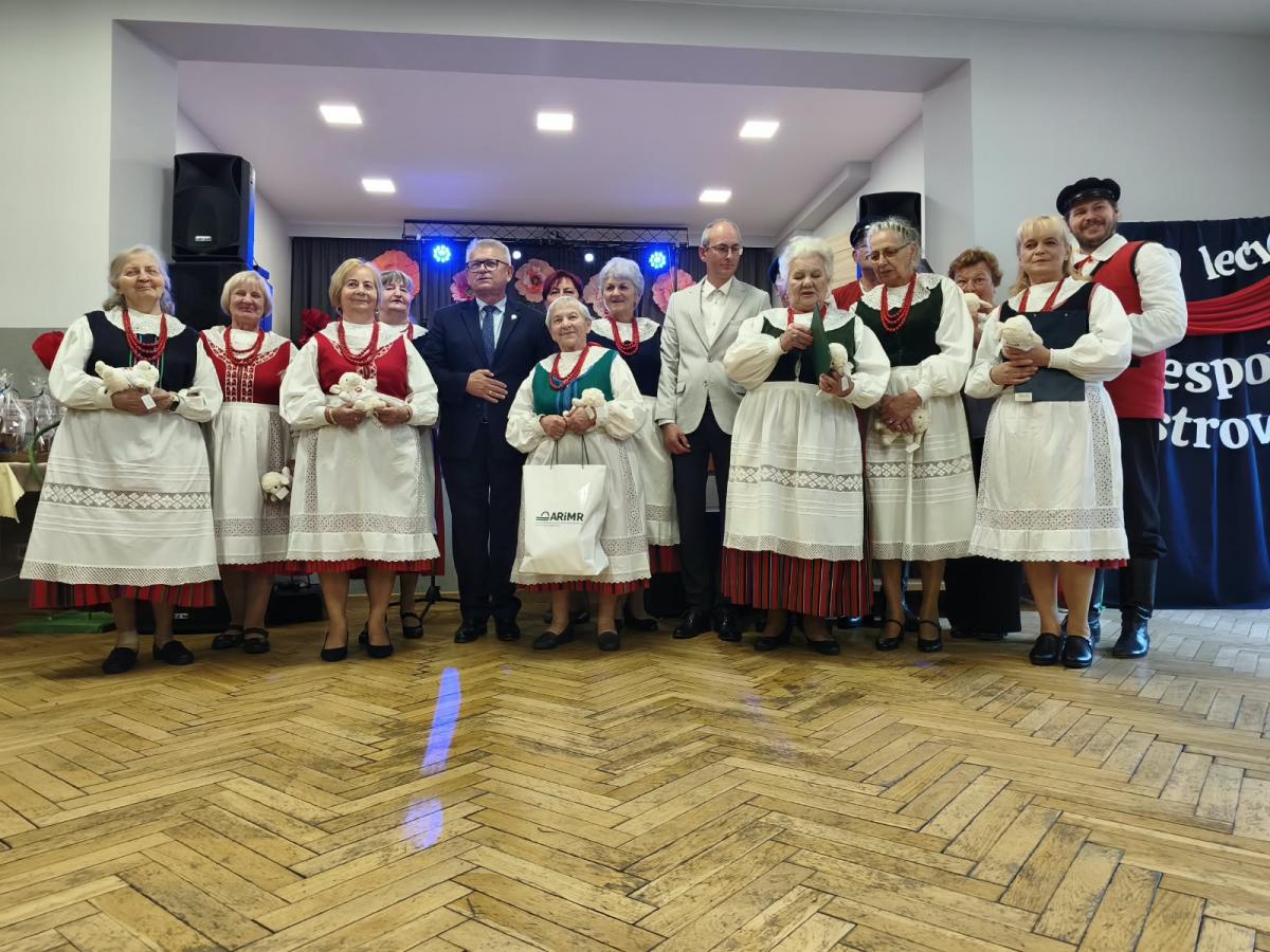Jubileusz 50-lecia Ludowego Zespołu Śpiewaczego Ostrowiacy - zdjecie 84.