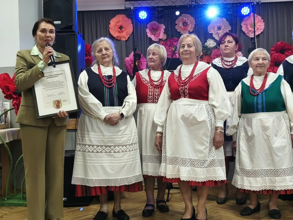 Jubileusz 50-lecia Ludowego Zespołu Śpiewaczego Ostrowiacy - zdjecie 109.