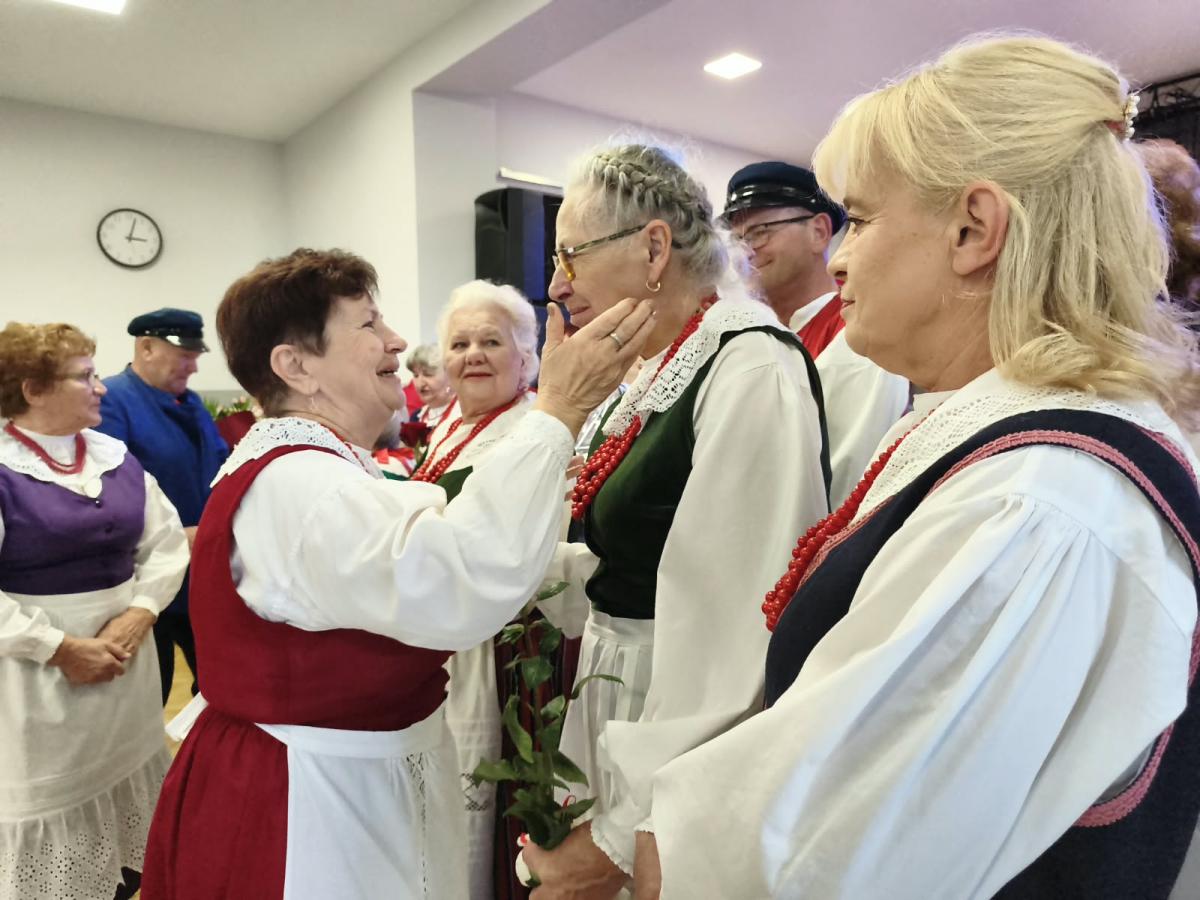 Jubileusz 50-lecia Ludowego Zespołu Śpiewaczego Ostrowiacy - zdjecie 140.