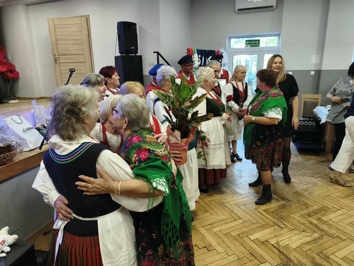 Jubileusz 50-lecia Ludowego Zespołu Śpiewaczego Ostrowiacy - zdjecie 143.