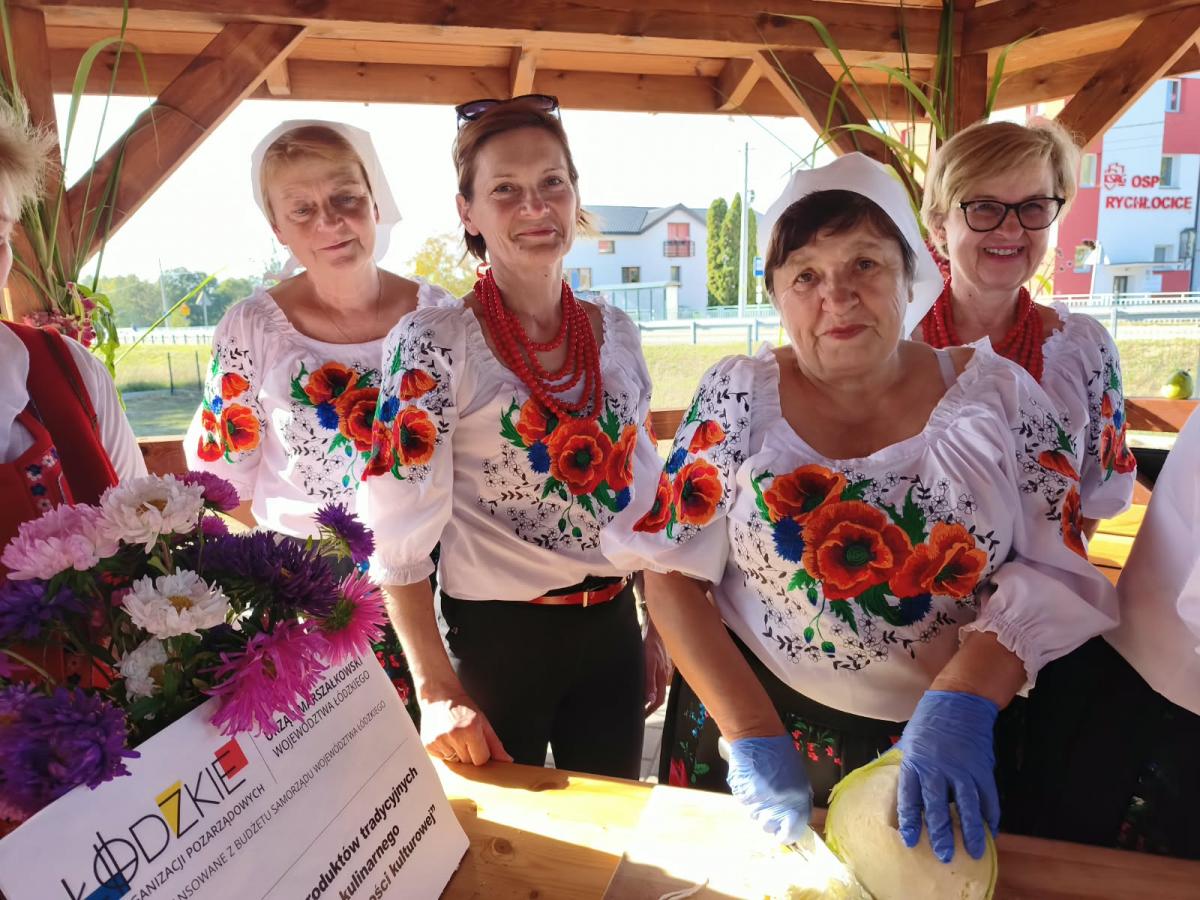 Warsztaty kiszenia kapusty w Rychłocicach - zdjecie 7.