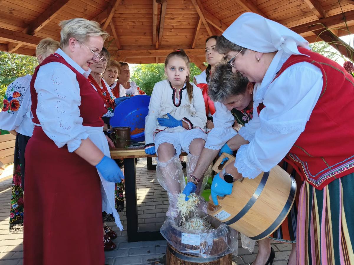 Warsztaty kiszenia kapusty w Rychłocicach - zdjecie 14.