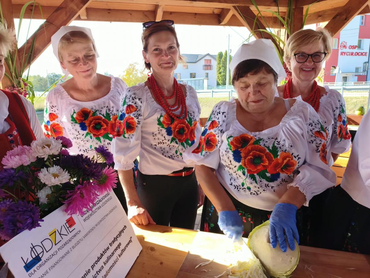 Warsztaty kiszenia kapusty w Rychłocicach - zdjecie 22.