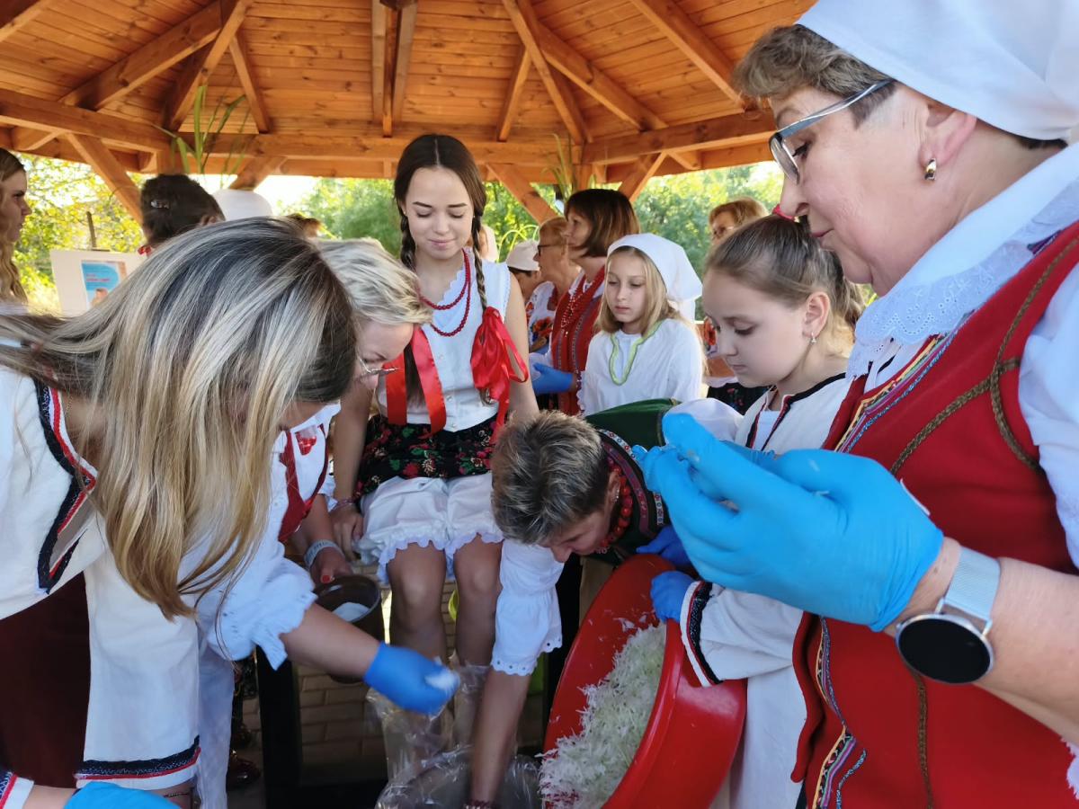 Warsztaty kiszenia kapusty w Rychłocicach - zdjecie 28.