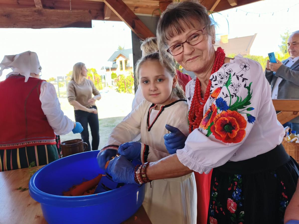 Warsztaty kiszenia kapusty w Rychłocicach - zdjecie 52.