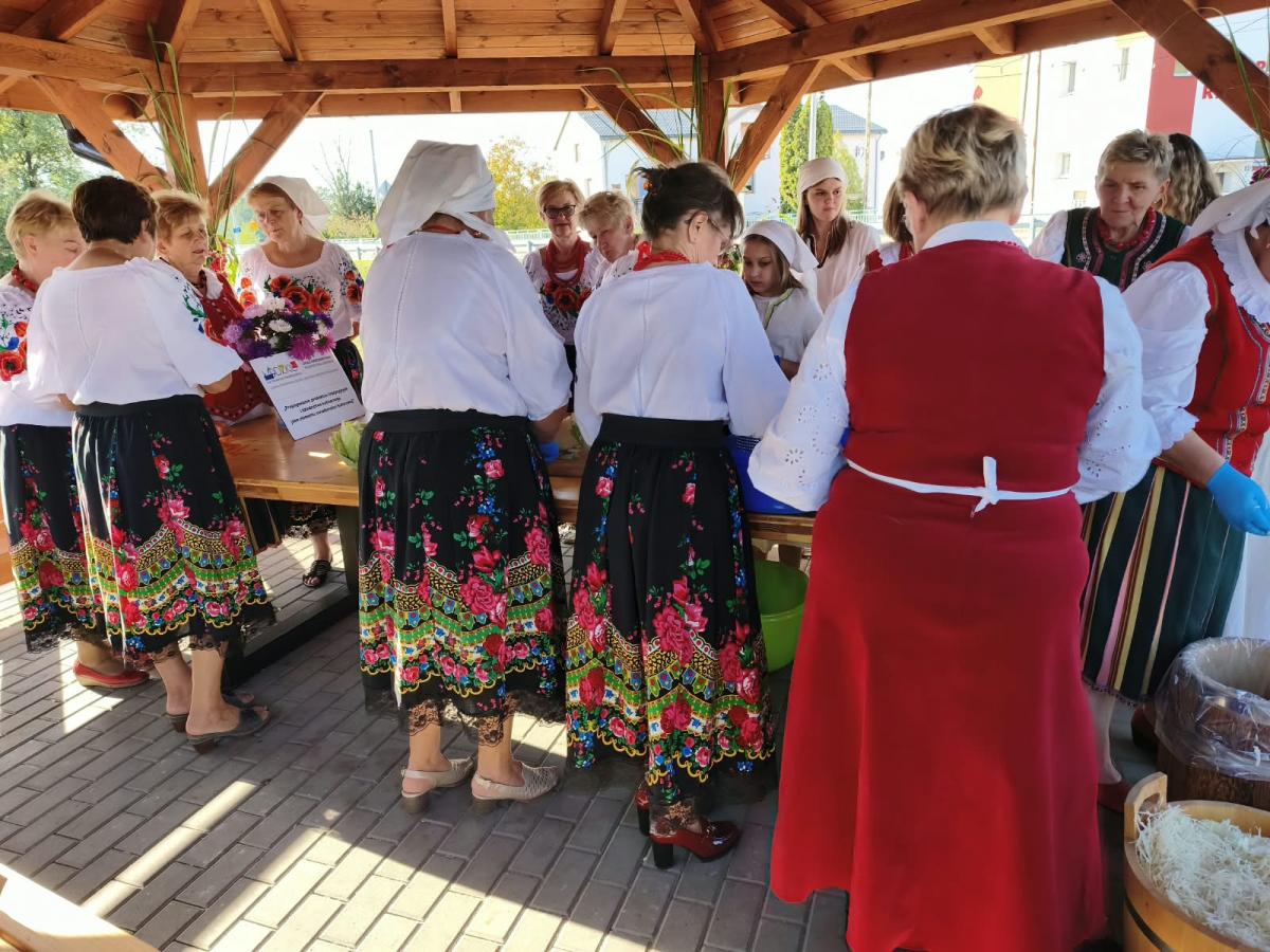 Warsztaty kiszenia kapusty w Rychłocicach - zdjecie 55.